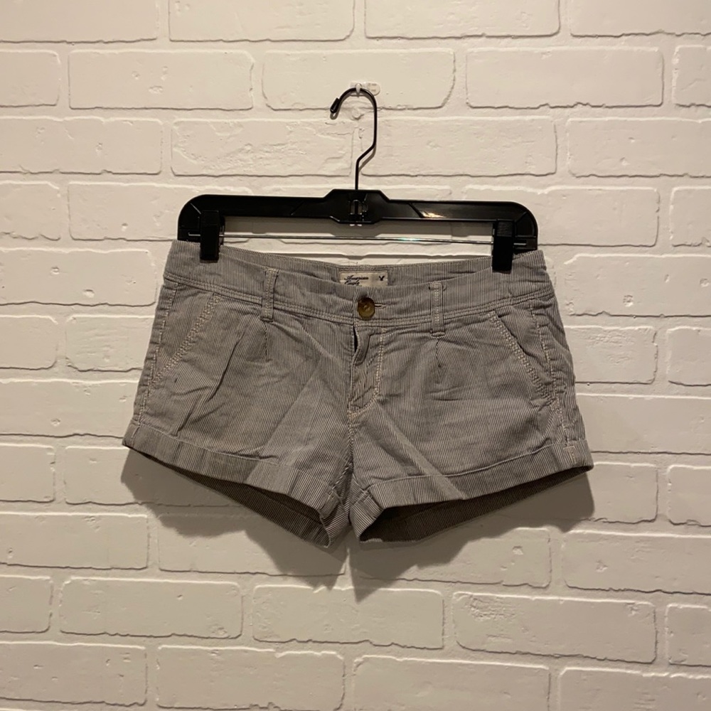 pinstripe american eagle shorts